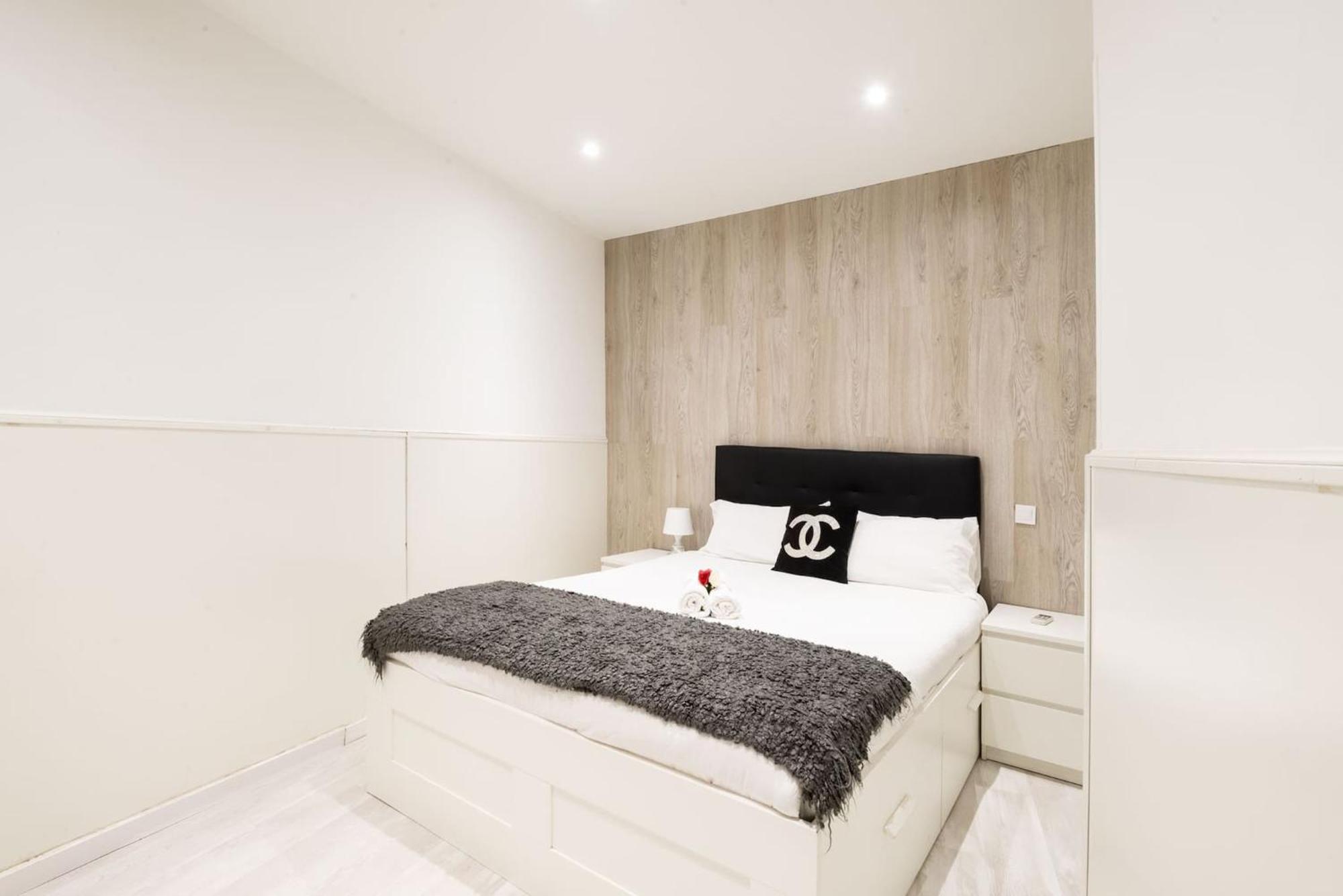 Apartamentos Day Madrid Tribunal Centro Gran Via Sol Exteriér fotografie
