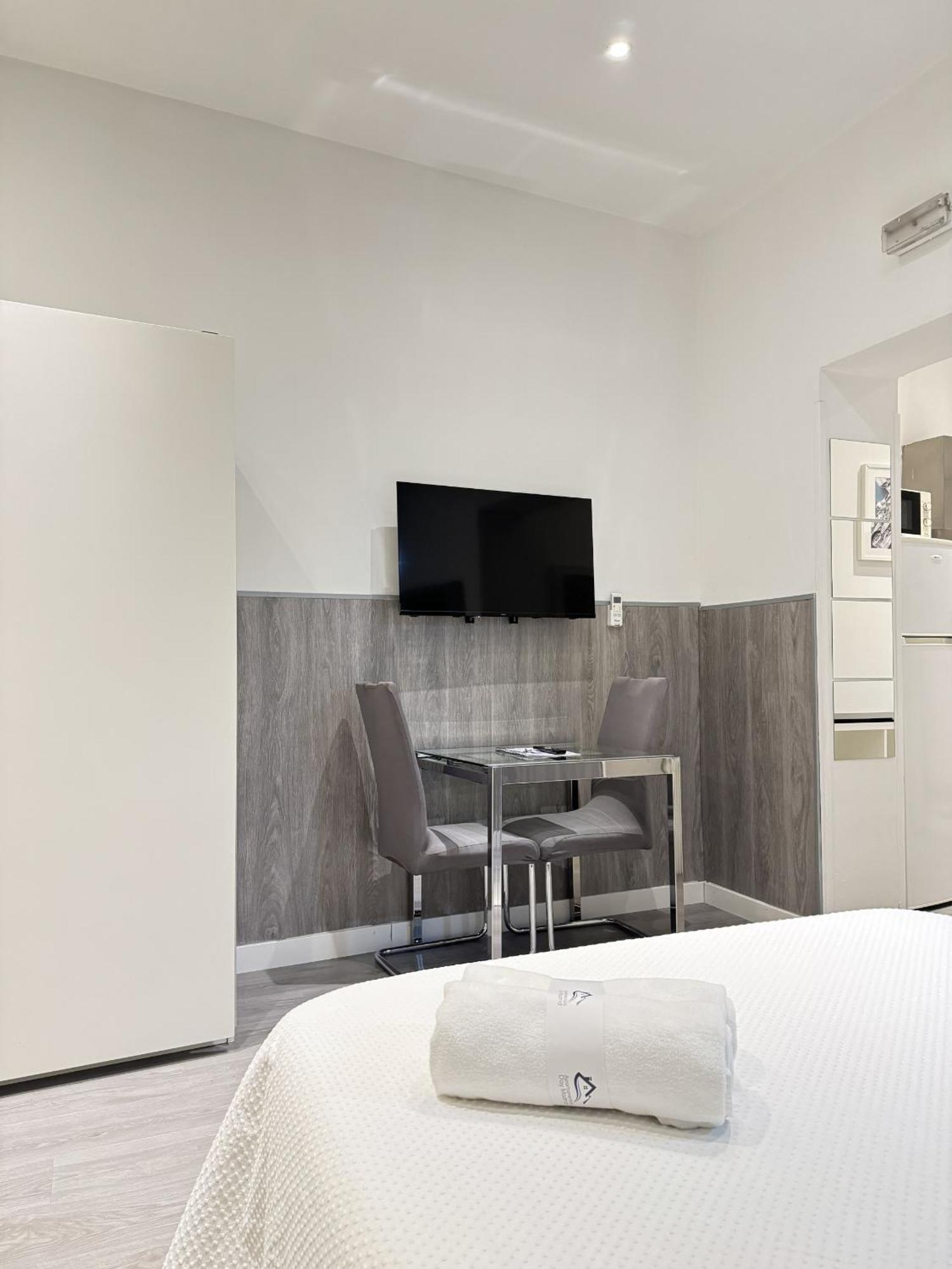 Apartamentos Day Madrid Tribunal Centro Gran Via Sol Exteriér fotografie
